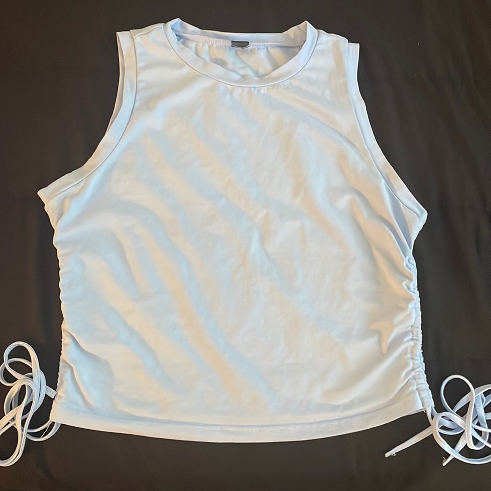 SHEIN EZWear Drawstring Ruched Side Crop Top